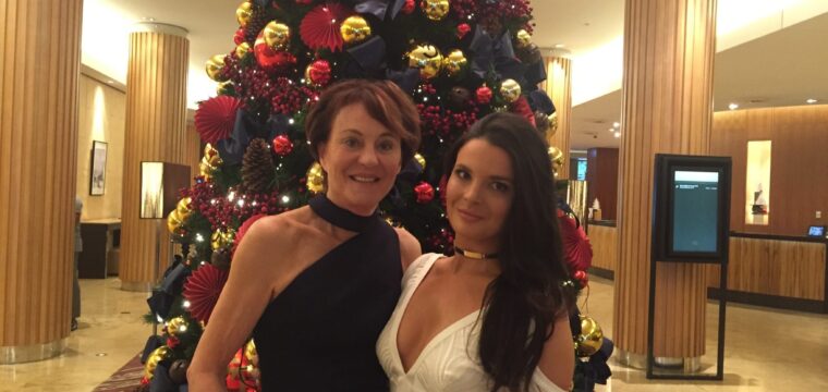 new-hair-clinic-dr-jennifer-martinick-globalaesthetics-award